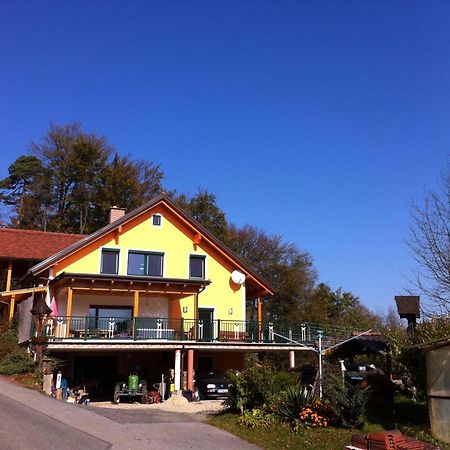 Gaestehaus Schmid Sankt Johann im Saggautal Εξωτερικό φωτογραφία