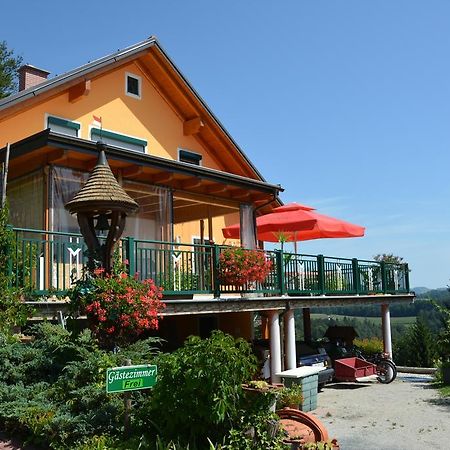 Gaestehaus Schmid Sankt Johann im Saggautal Εξωτερικό φωτογραφία