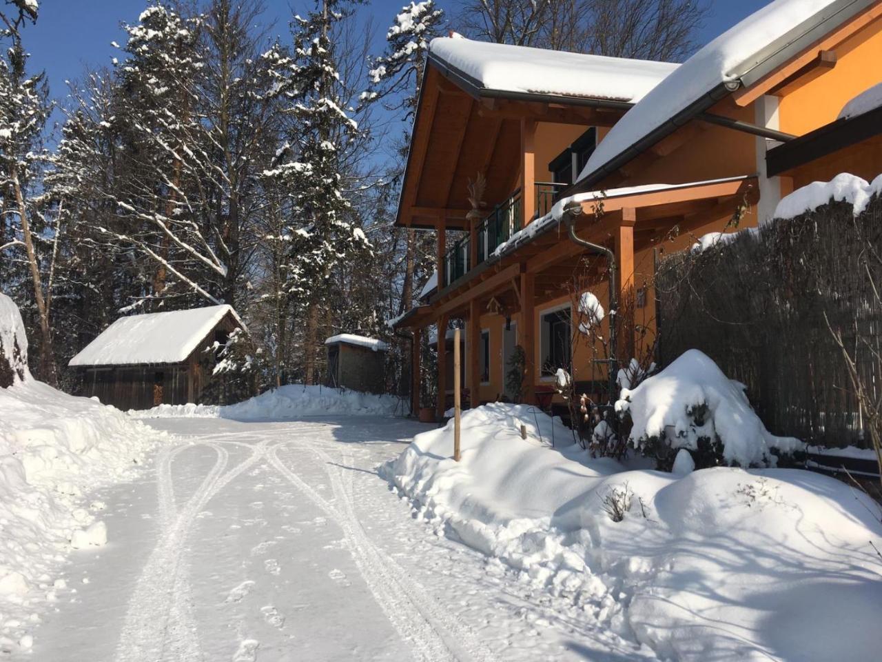 Gaestehaus Schmid Sankt Johann im Saggautal Εξωτερικό φωτογραφία